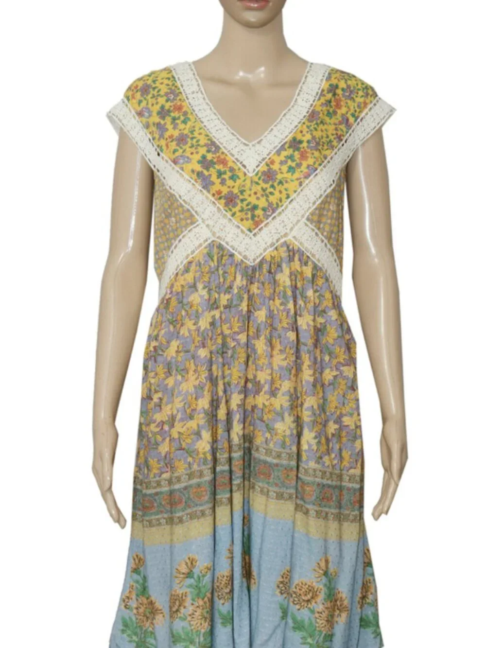 Anthropologie Akemi + Kin Falaise Floral Dress Floral Printed Lace Mini M